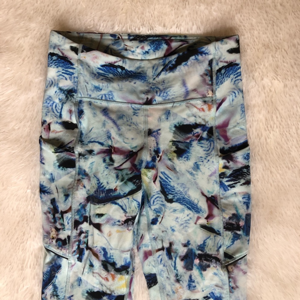 SOLD NWOT Lululemon Speed Up Tight 28” Exposure Multi - Picture 7 of 10
